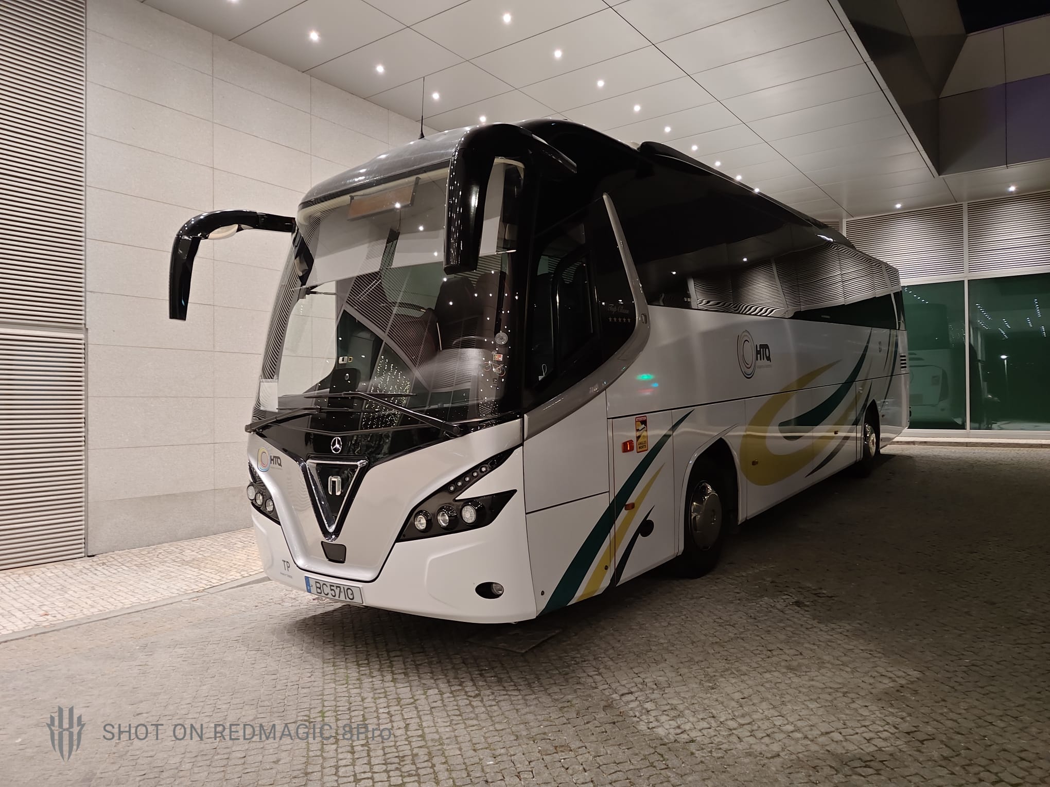 Mercedes-Benz Noge Touring HD